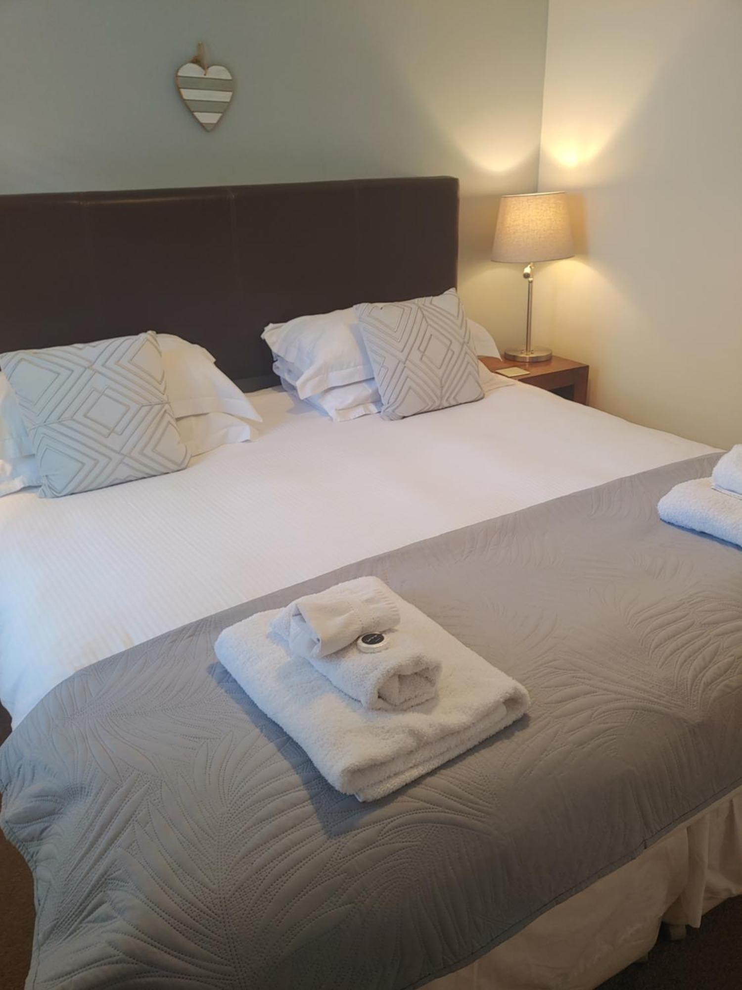 The Bath House Apartments - Free 1St Breakfast - Free Parking Cameră foto